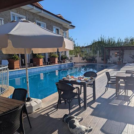 Vespera Hotel 达利安 外观 照片