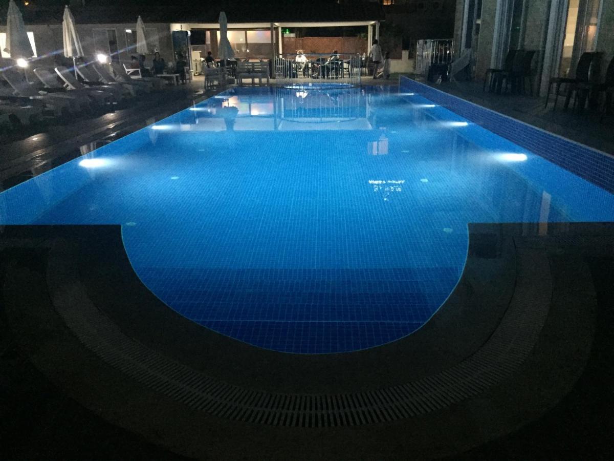 Vespera Hotel 达利安 外观 照片