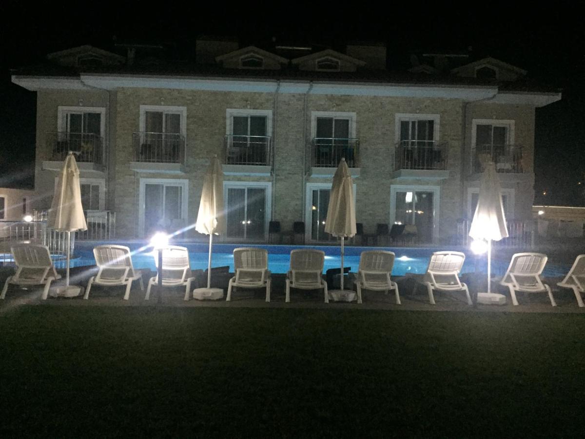 Vespera Hotel 达利安 外观 照片