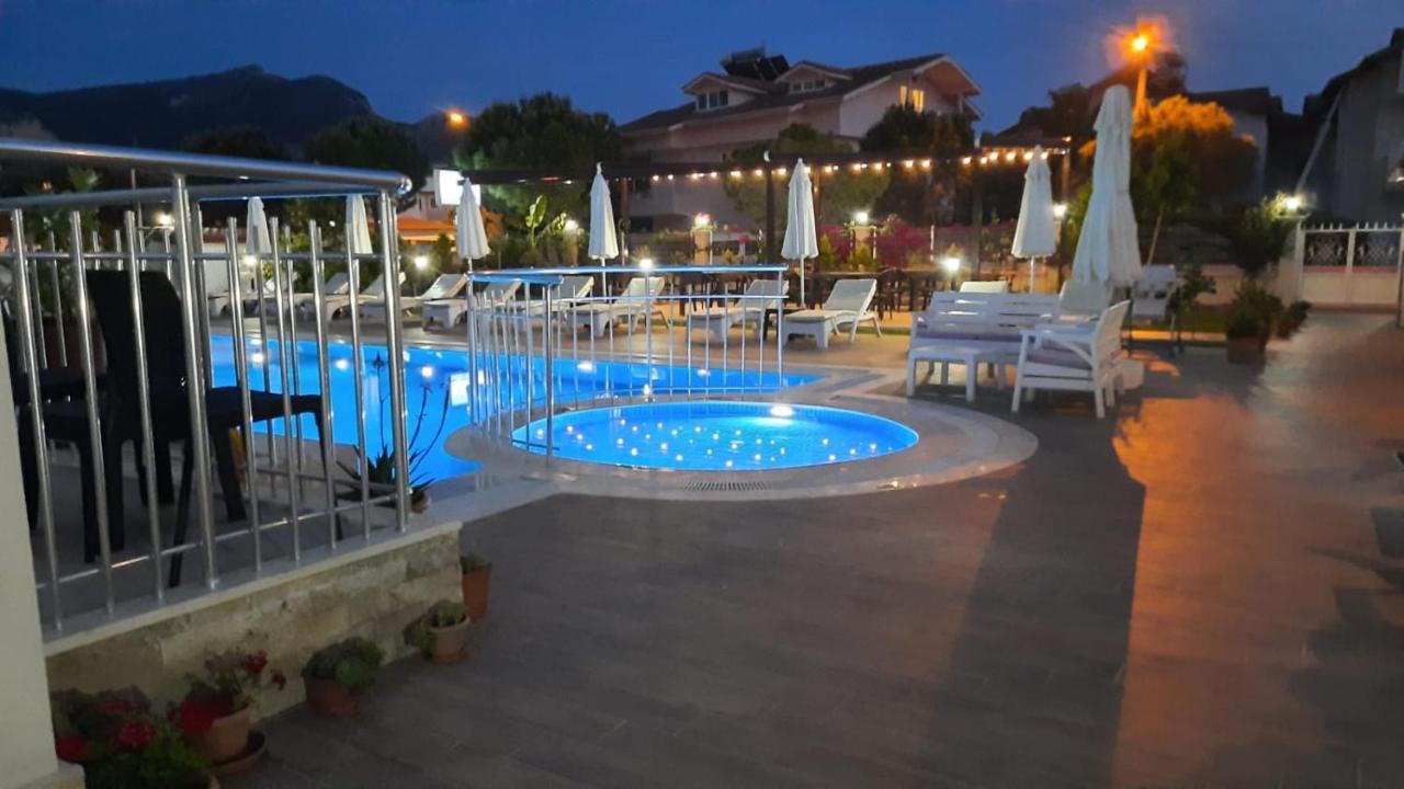 Vespera Hotel 达利安 外观 照片