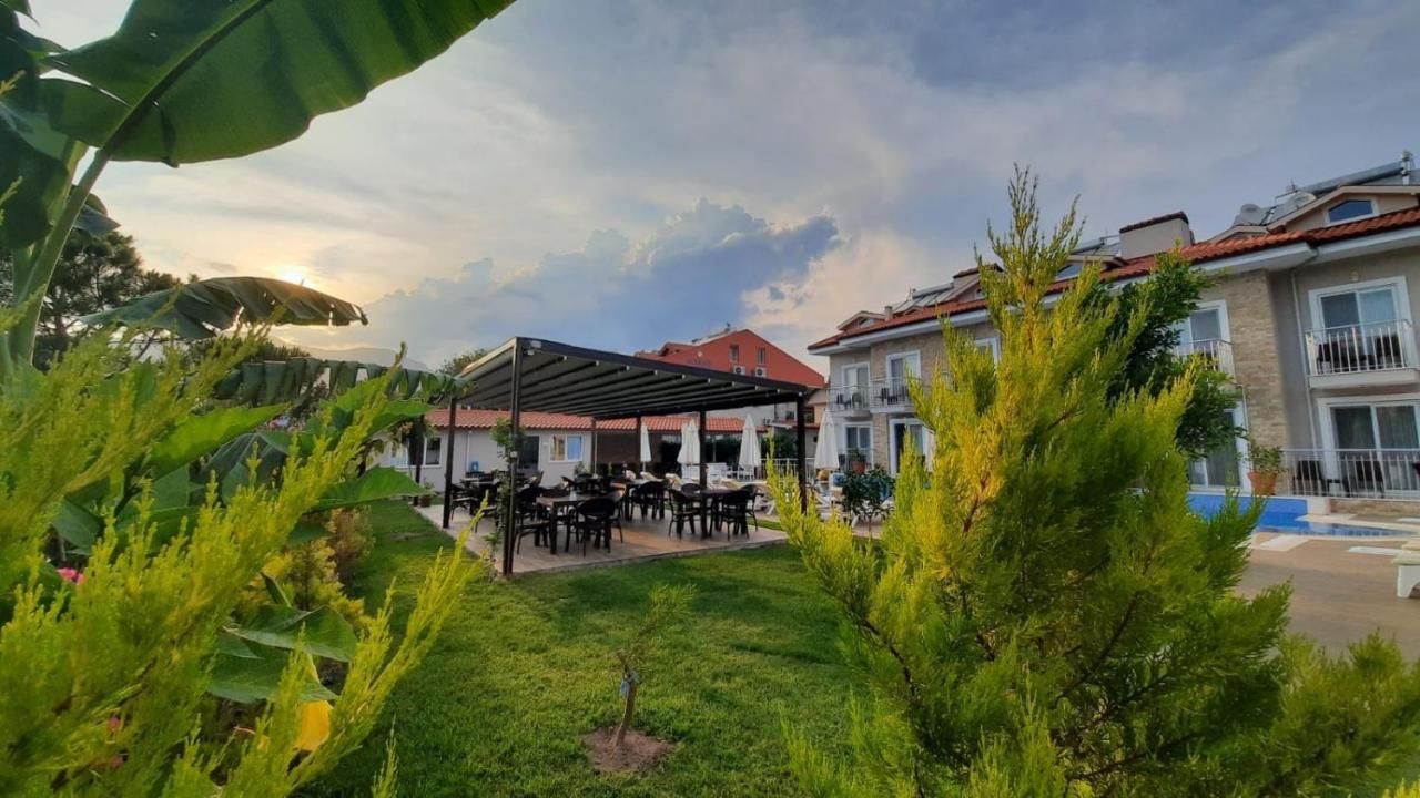 Vespera Hotel 达利安 外观 照片